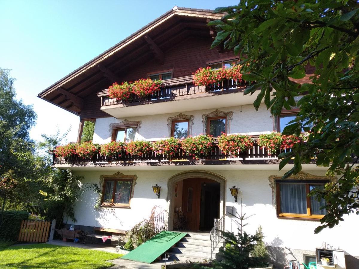 Fruehstueckspension Helmhof Gasthuis 2*